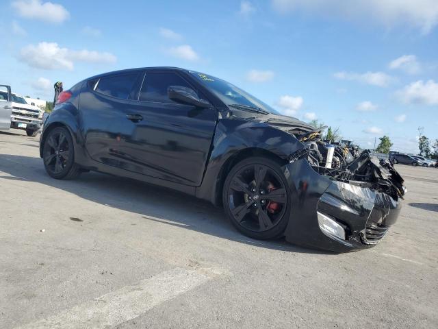Photo 4 from auction – 2016 HYUNDAI VELOSTER with VIN KMHTC6AD2GU248418
