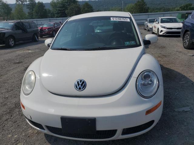 Photo 5 from auction – 2010 VOLKSWAGEN NEW BEETLE with VIN 3VWPG3AG0AM015519