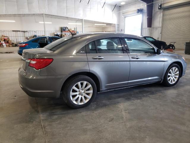 Photo 3 from auction – 2013 CHRYSLER 200 TOURIN with VIN 1C3CCBBB1DN538329