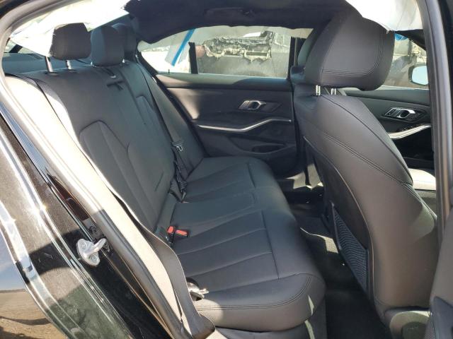Photo 10 from auction – 2021 BMW 330XI with VIN 3MW5R7J02M8B96826