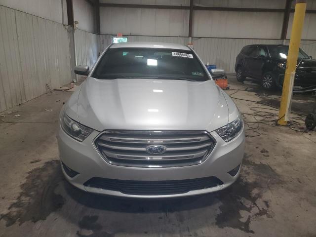 Photo 5 from auction – 2015 FORD TAURUS SEL with VIN 1FAHP2E82FG198952