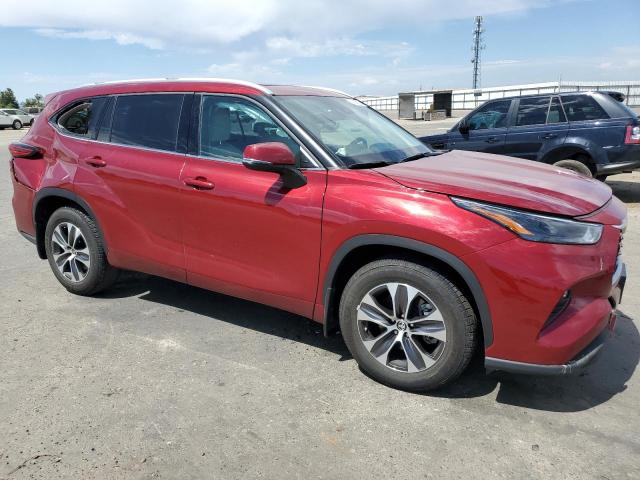 Photo 4 from auction – 2022 TOYOTA HIGHLANDER with VIN 5TDGZRBH0NS565574