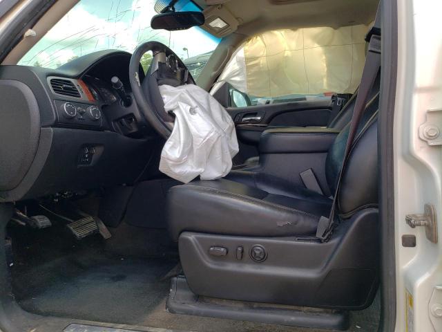 Photo 7 from auction – 2013 CHEVROLET AVALANCHE with VIN 3GNTKGE76DG376054