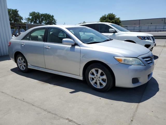 Zdjęcie 4 z aukcji – 2011 TOYOTA CAMRY BASE z VIN 4T1BF3EK1BU756172