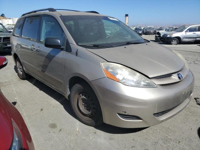 Photo 4 from auction – 2010 TOYOTA SIENNA CE with VIN 5TDKK4CC6AS321149