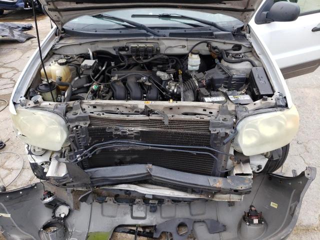 Photo 12 from auction – 2005 FORD ESCAPE XLT with VIN 1FMCU03175KB09178