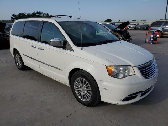 Photo 4 from auction – 2013 CHRYSLER TOWN & COU with VIN 2C4RC1CGXDR531263