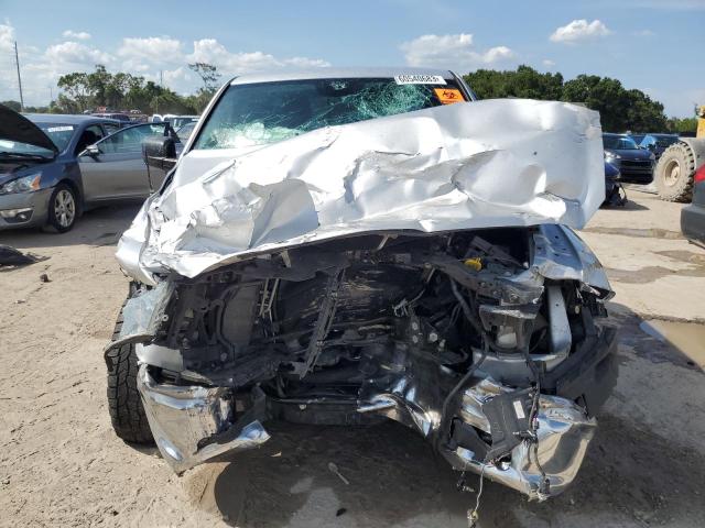 Photo 5 from auction – 2017 RAM 1500 SLT with VIN 1C6RR6GG6HS657590