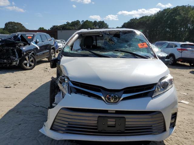 Photo 5 from auction – 2018 TOYOTA SIENNA XLE with VIN 5TDYZ3DC9JS944862