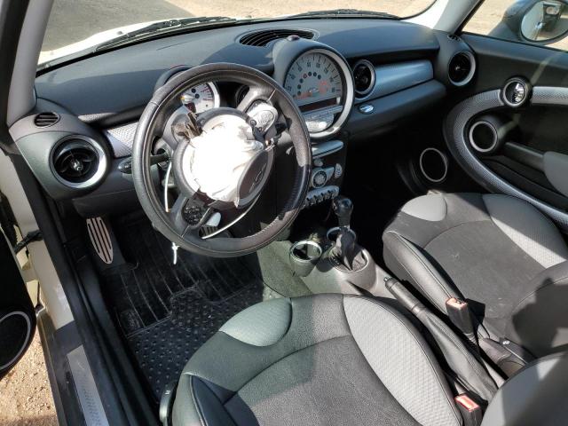 Photo 8 from auction – 2010 MINI COOPER S with VIN WMWMF7C51ATZ74177