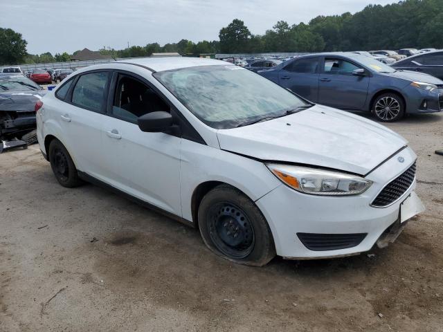 Photo 4 from auction – 2017 FORD FOCUS S with VIN 1FADP3E2XHL203812