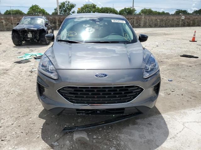 Photo 5 from auction – 2022 FORD ESCAPE SE with VIN 1FMCU0G60NUB61360