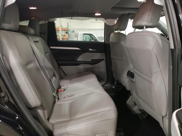 Photo 11 from auction – 2019 TOYOTA HIGHLANDER with VIN 5TDJZRFH1KS923759