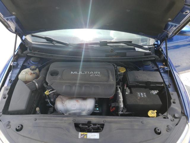 Photo 11 from auction – 2015 CHRYSLER 200 LIMITE with VIN 1C3CCCAB7FN681358