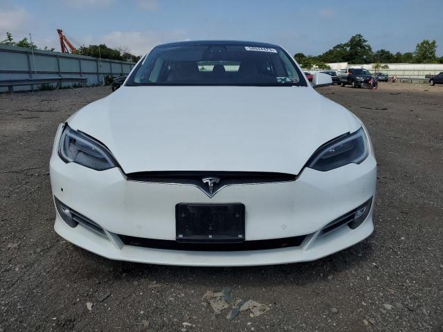 Photo 5 from auction – 2016 TESLA MODEL S with VIN 5YJSA1E27GF167618