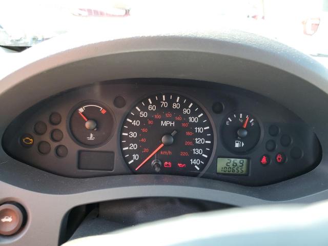 Photo 9 from auction – 2005 FORD FOCUS ZX4 with VIN 1FAFP34N05W302802