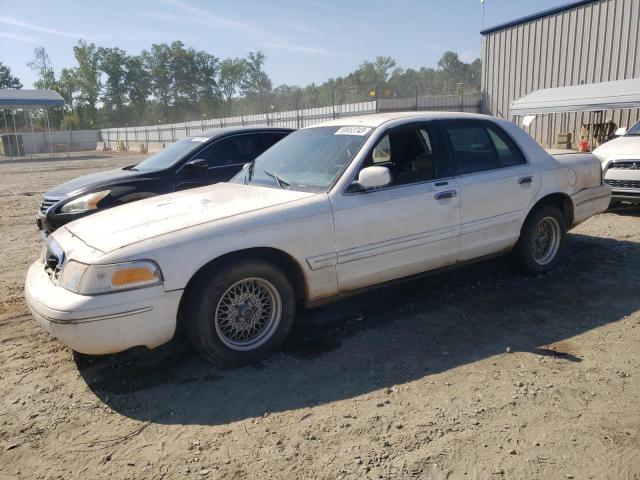 Photo 1 from auction – 1998 FORD CROWN VICT with VIN 2FAFP73W1WX128276