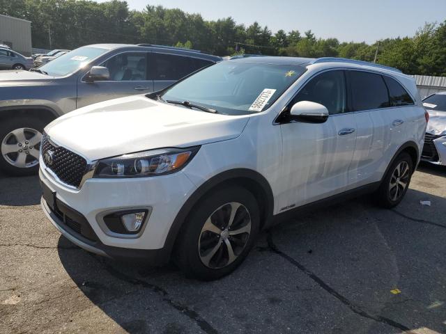 KIA SORENTO EX 2017 with VIN 5XYPHDA59HG229940 - Photo from auction