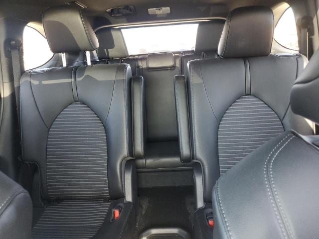 Photo 10 from auction – 2021 TOYOTA HIGHLANDER with VIN 5TDJZRBH2MS073066