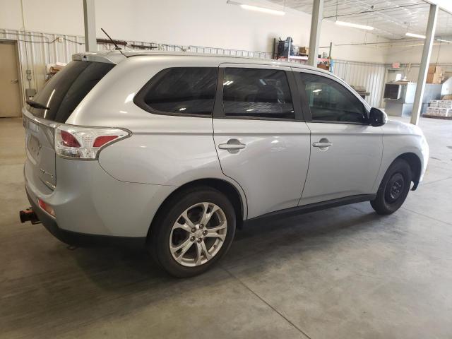 Photo 3 from auction – 2014 MITSUBISHI OUTLANDER with VIN JA4AZ3A3XEZ005384