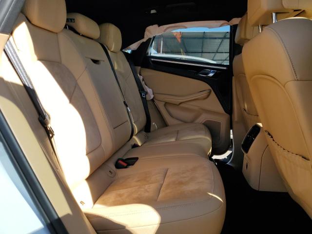 Photo 10 from auction – 2018 PORSCHE MACAN with VIN WP1AA2A54JLB00768