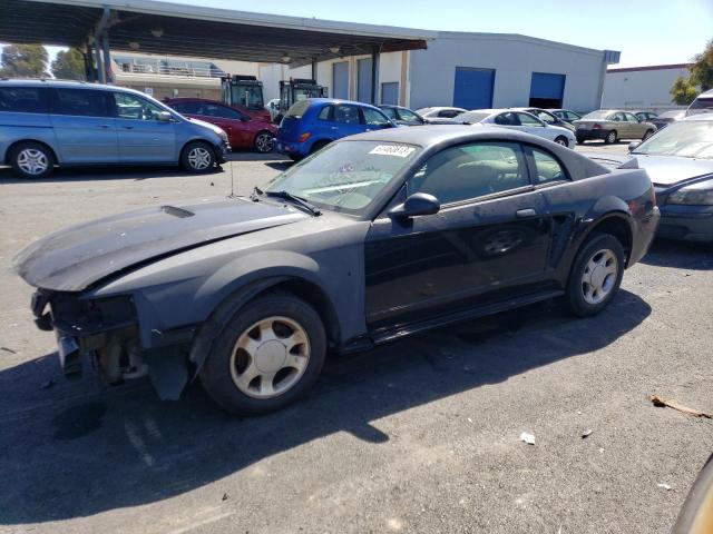 FORD MUSTANG 2000 with VIN 1FAFP4040YF285958 - Photo from auction