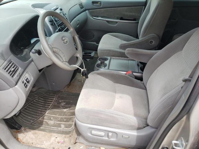 Photo 7 from auction – 2010 TOYOTA SIENNA CE with VIN 5TDKK4CC9AS294223