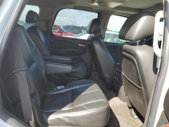 Photo 11 from auction – 2010 CHEVROLET TAHOE C150 with VIN 1GNUCBE05AR107014