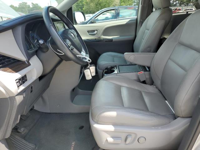 Photo 7 from auction – 2016 TOYOTA SIENNA XLE with VIN 5TDYK3DC0GS744174