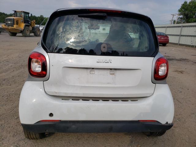 Photo 6 from auction – 2016 SMART FORTWO with VIN WMEFJ5DA0GK141982