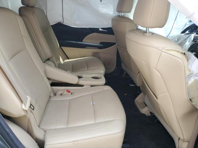 Photo 11 from auction – 2015 TOYOTA HIGHLANDER with VIN 5TDDCRFHXFS010793