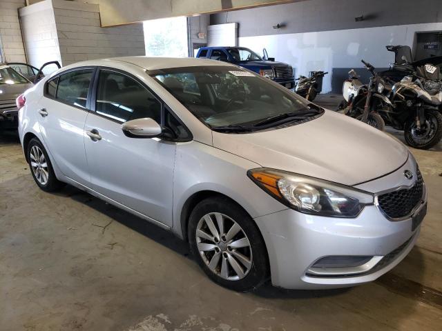 Photo 4 from auction – 2016 KIA FORTE LX with VIN KNAFX4A69G5446254