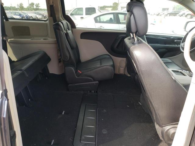 Photo 11 from auction – 2014 CHRYSLER TOWN & COU with VIN 2C4RC1BG8ER272453