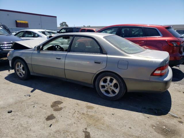 Photo 2 from auction – 2000 LEXUS ES 300 with VIN JT8BF28G9Y5102107