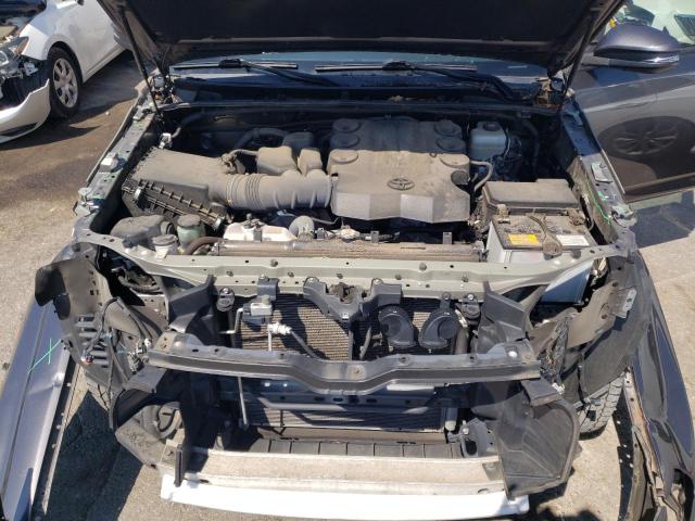 Photo 12 from auction – 2018 TOYOTA 4RUNNER SR with VIN JTEBU5JR7J5599955