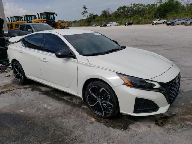 Photo 4 from auction – 2023 NISSAN ALTIMA SR with VIN 1N4BL4CW1PN310345