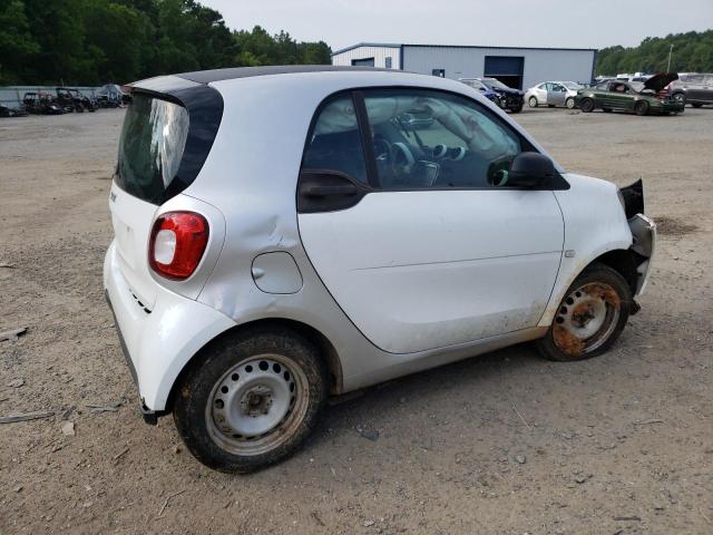Photo 3 from auction – 2016 SMART FORTWO with VIN WMEFJ5DA0GK141982