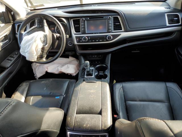 Photo 8 from auction – 2018 TOYOTA HIGHLANDER with VIN 5TDJZRFH0JS561485