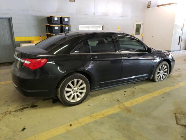 Photo 3 from auction – 2013 CHRYSLER 200 TOURIN with VIN 1C3CCBBB4DN763599