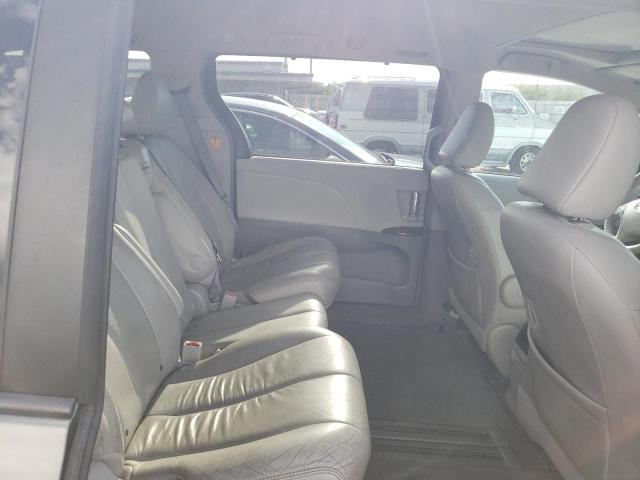 Photo 11 from auction – 2011 TOYOTA SIENNA XLE with VIN 5TDYK3DC2BS141509