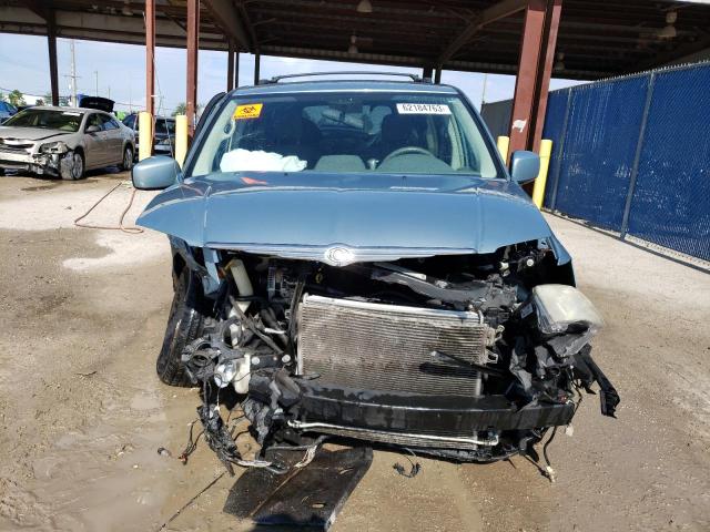 Photo 5 from auction – 2010 CHRYSLER TOWN & COU with VIN 2A4RR5D15AR189856