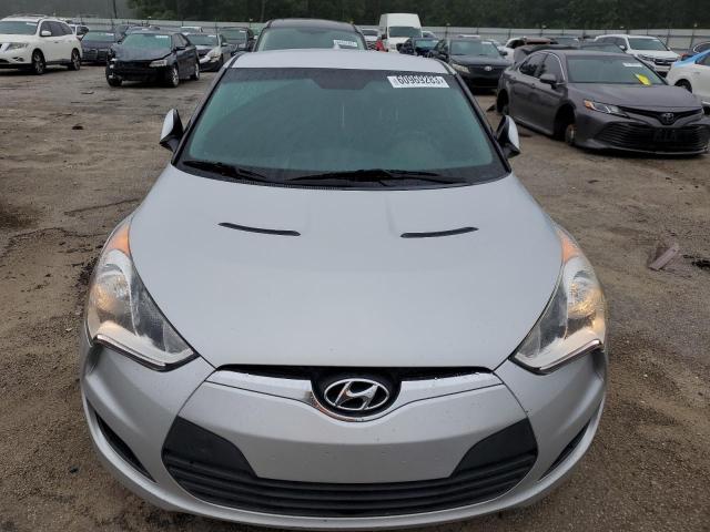 Photo 5 from auction – 2014 HYUNDAI VELOSTER with VIN KMHTC6AD5EU206659