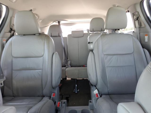 Photo 10 from auction – 2015 TOYOTA SIENNA XLE with VIN 5TDYK3DC6FS593159