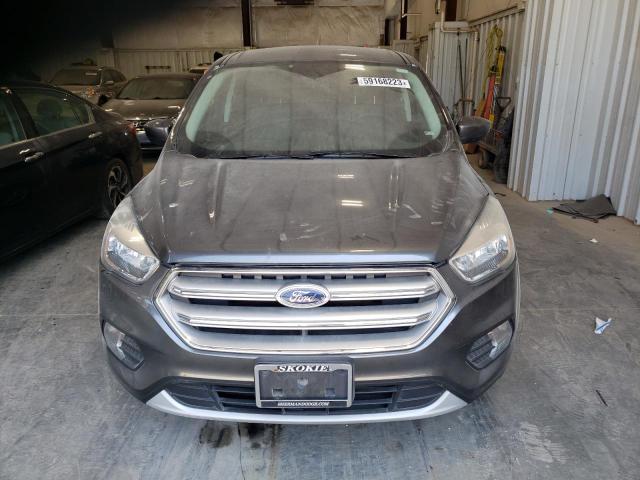 Photo 5 from auction – 2017 FORD ESCAPE SE with VIN 1FMCU9GD6HUC32374