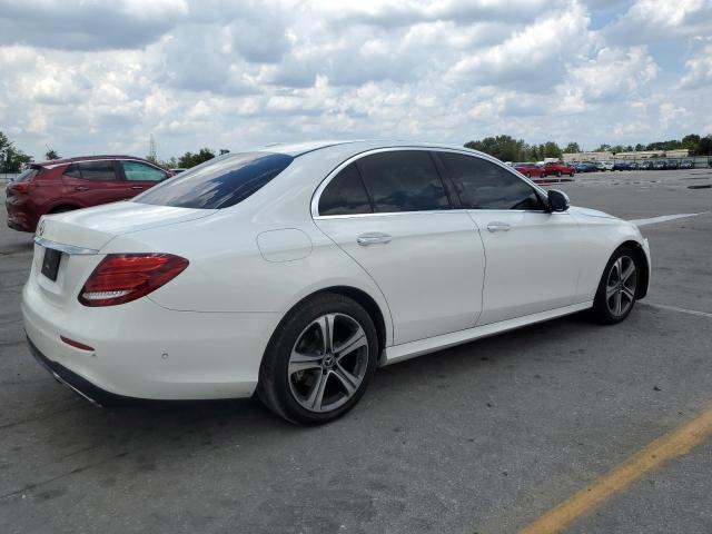 Photo 3 from auction – 2018 MERCEDES-BENZ E 300 with VIN WDDZF4JB8JA381613