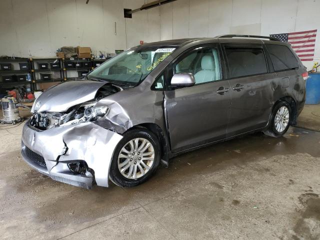 TOYOTA SIENNA XLE 2011 with VIN 5TDYK3DC4BS082866 - Photo from auction