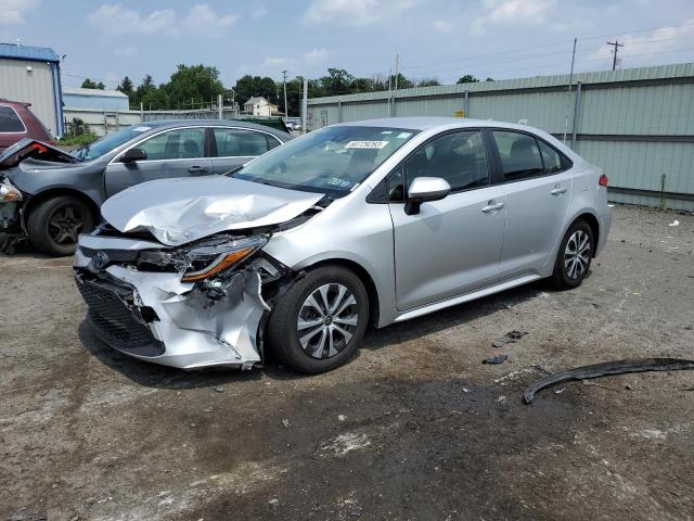 TOYOTA COROLLA LE 2022 with VIN JTDEAMDE3NJ043460 - Photo from auction