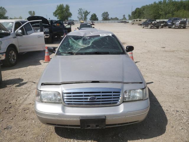 Photo 5 from auction – 2004 FORD CROWN VICT with VIN 2FAFP74WX4X132757