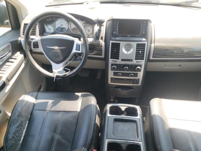 Photo 8 from auction – 2010 CHRYSLER TOWN & COU with VIN 2A4RR5D14AR286594