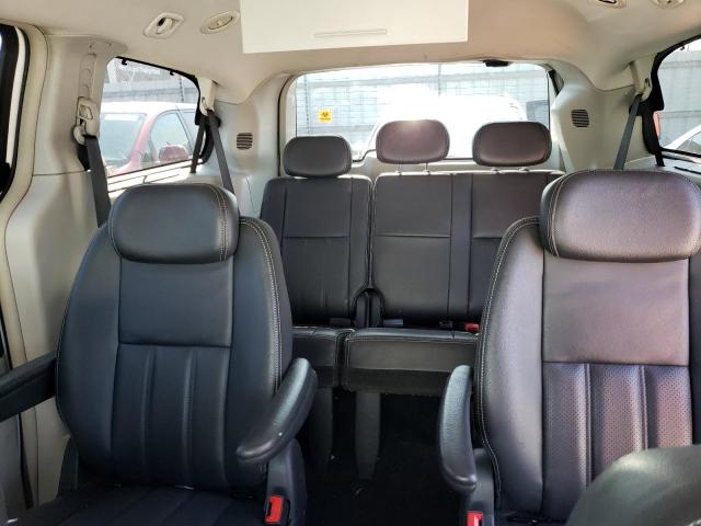 Photo 10 from auction – 2010 CHRYSLER TOWN & COU with VIN 2A4RR8DX3AR330378